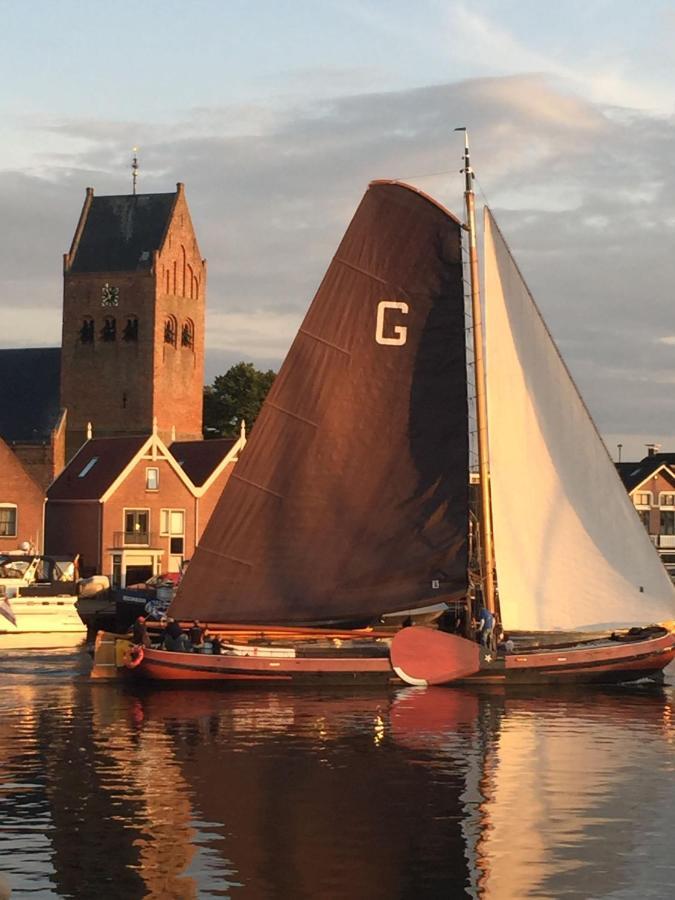Luxe Houseboat Skoft Hotel Grou Luaran gambar